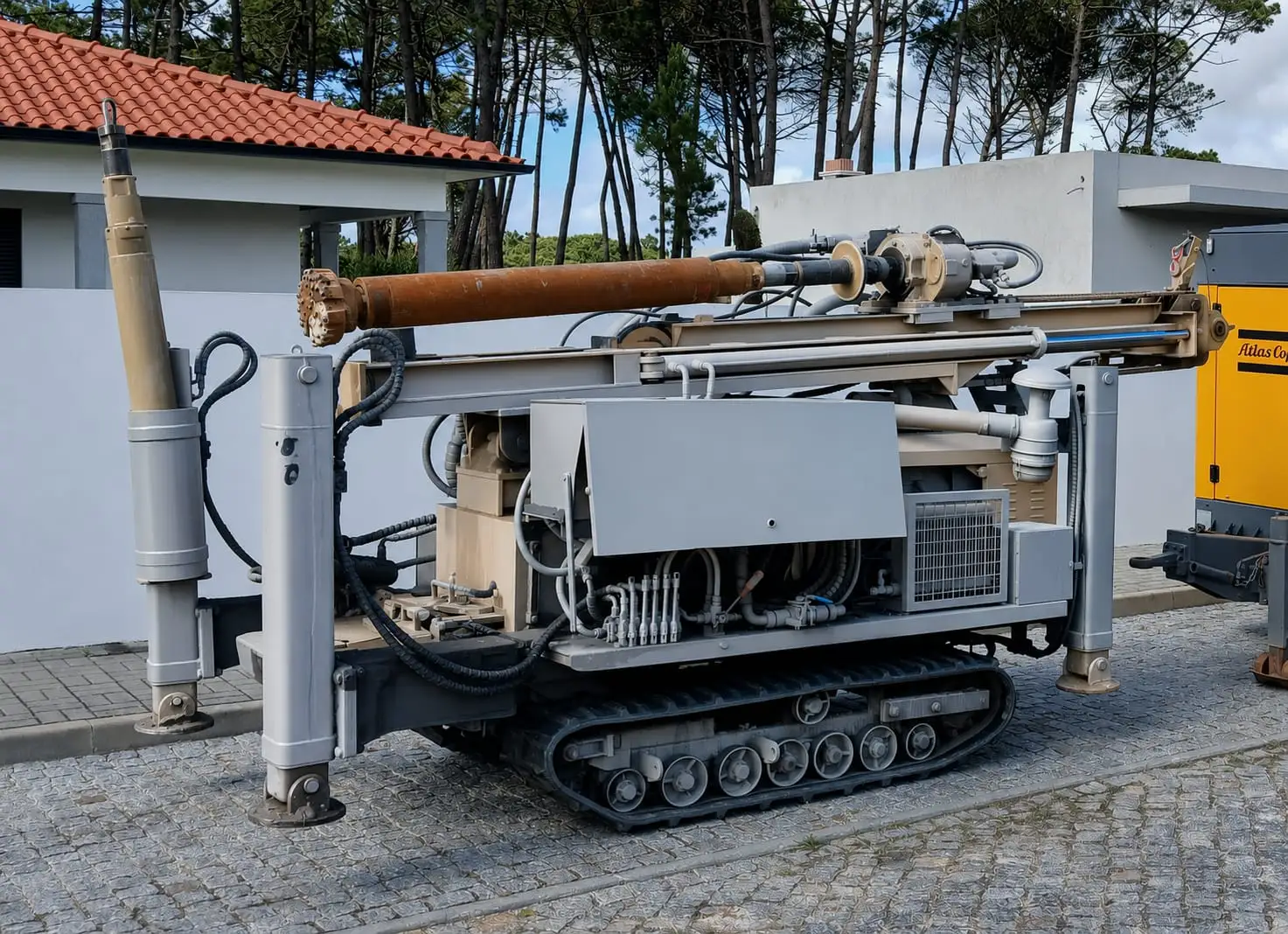 Equipamento de perfuração próprio da Mais Águas